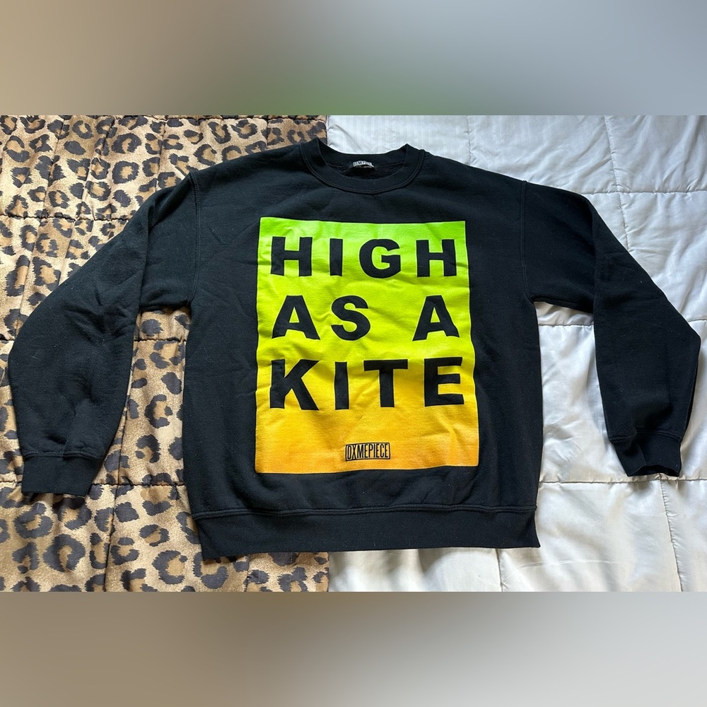 DXMÉPIECE “High As A Kite” Crewneck Sweatshirt – Black/Neon Gradient